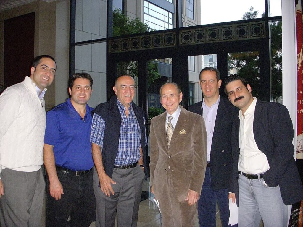 Junto al Dr. Albert Starr Con nuestro equipo quirúrgico, durante el AATS en San Diego 11-05-2008